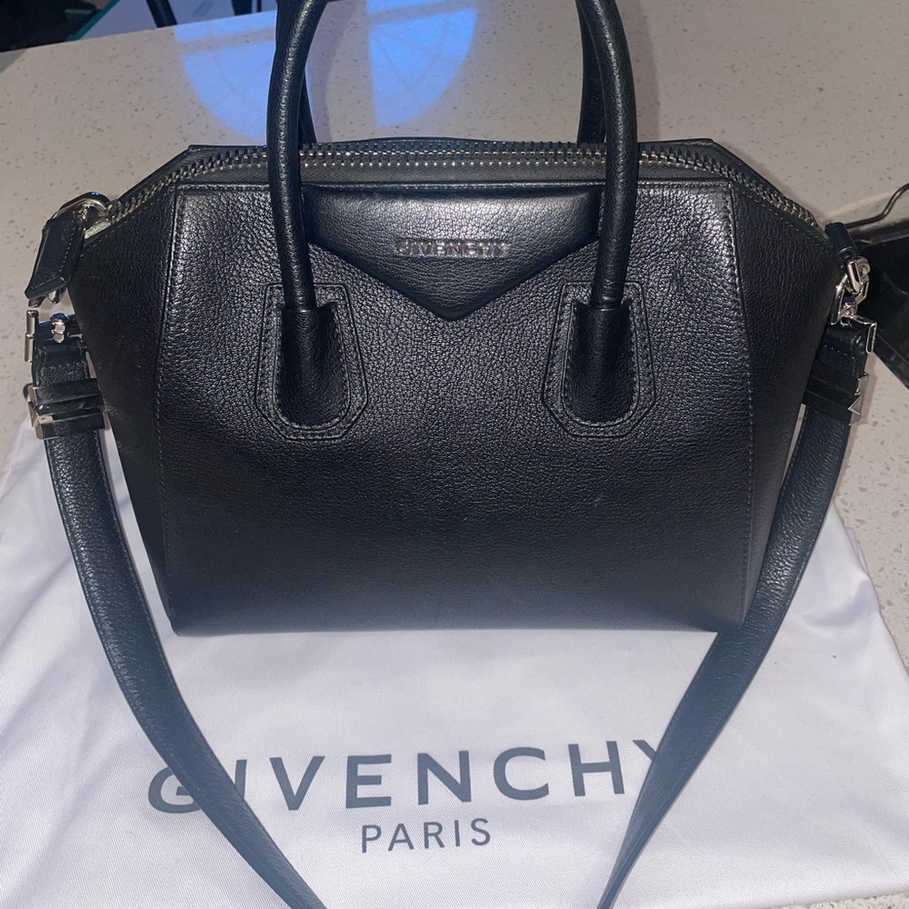 Givenchy Small Antigona Bag